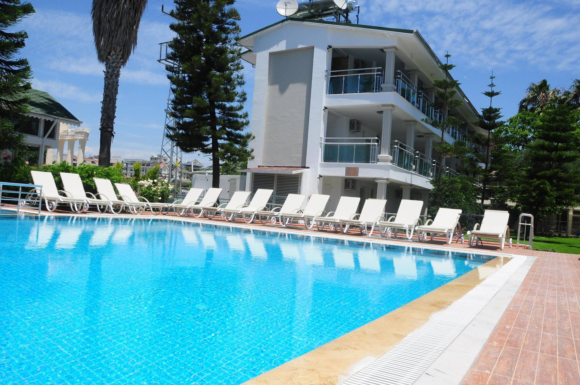 Altinkum park hotel. Кловер Мэджик парк Сиде. Clover Magic Altinkum Park Hotel 3 пляжи. Clover Magic Park Side Hotel 4 Турция Сиде.